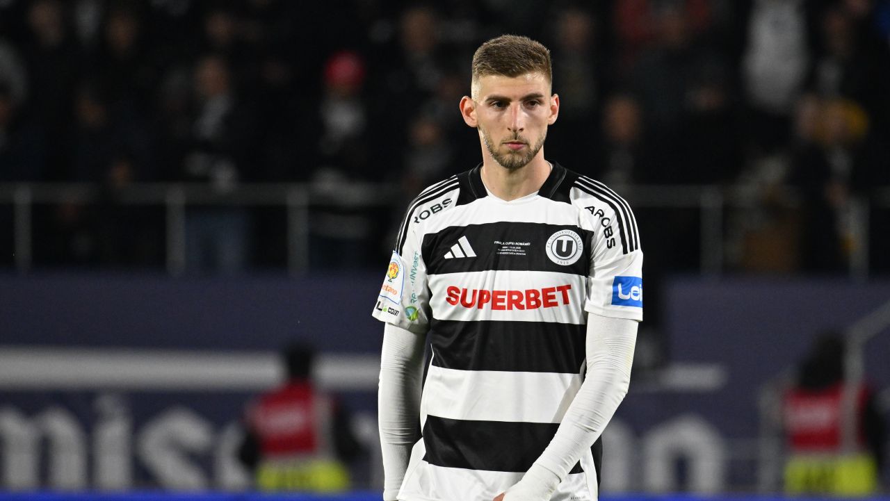 Ce lovitură pentru Jovo Lukic! De ce ar fi ratat transferul golgheterul Superligii