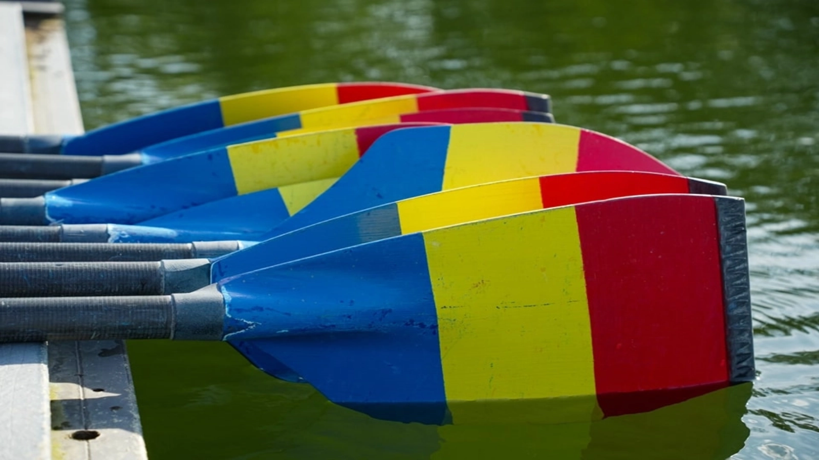 Five Romanian teams reaches A-finals at U19 rowing Worlds
