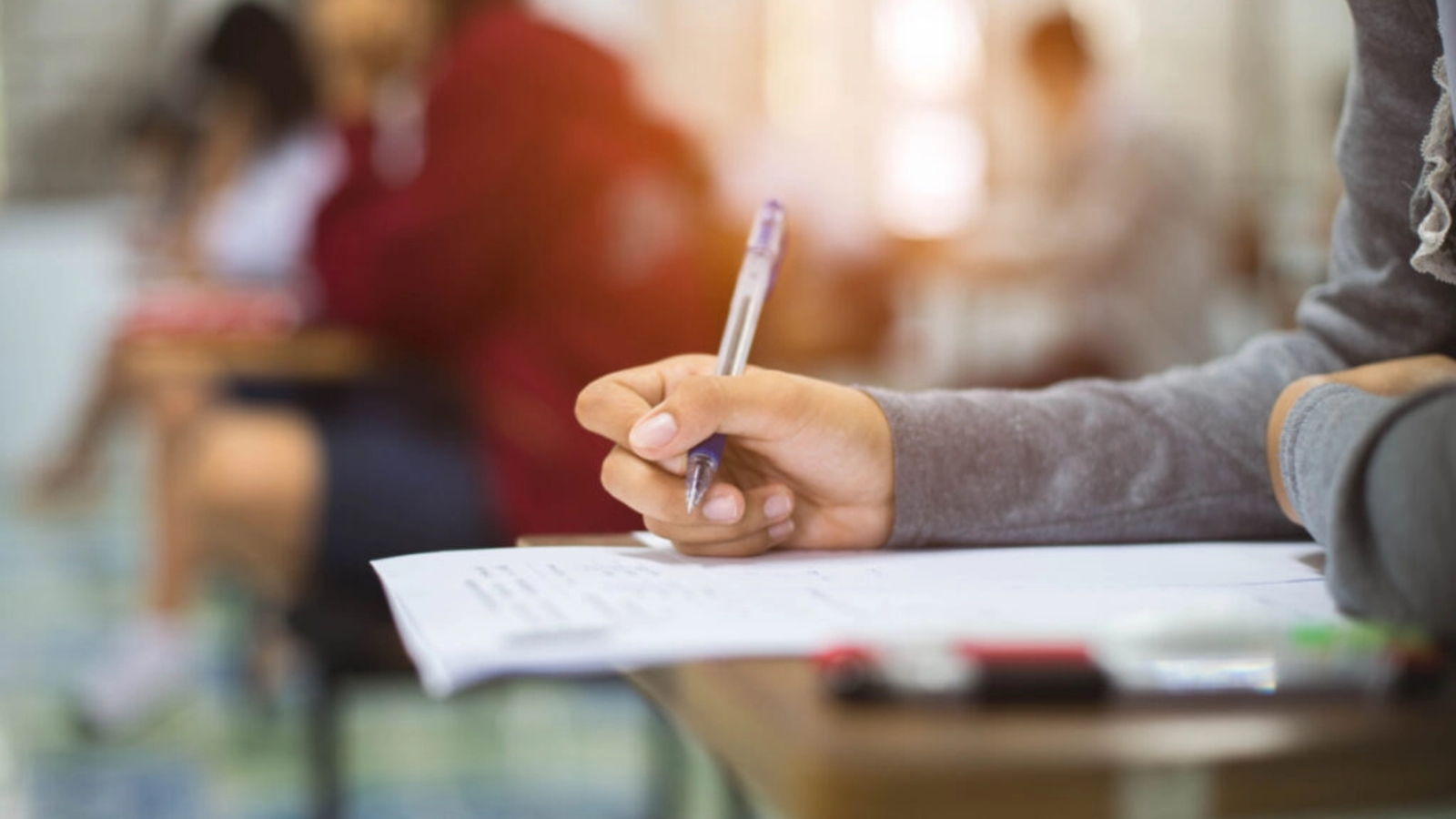 Admiterea la liceu se schimbă din 2027: elevii ar putea da încă două examene după Evaluarea Națională. Noile reguli pregătite de Ministerul Educației