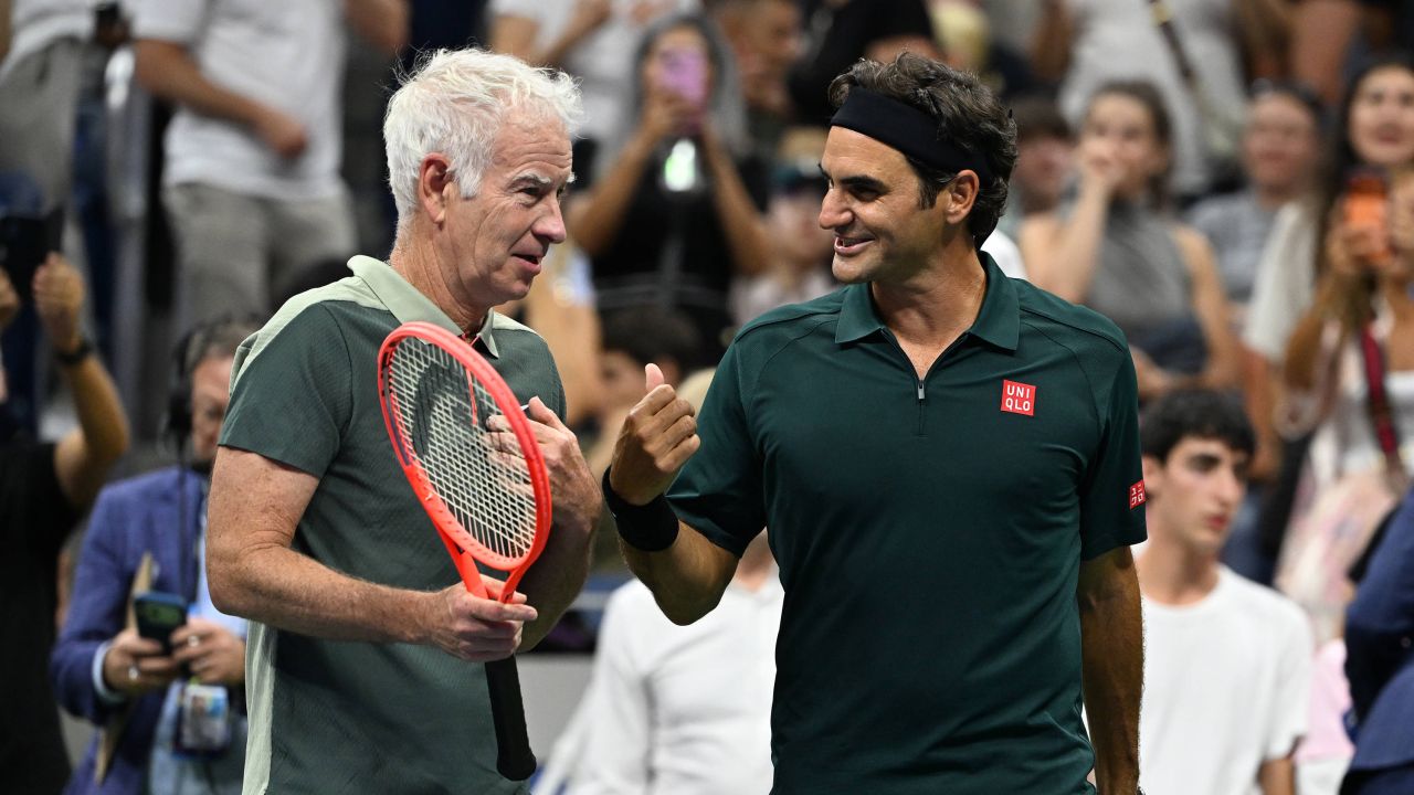 La 45 de ani, ca la 20: Federer, noapte de vis la US Open, alături de Roddick, Agassi și McEnroe