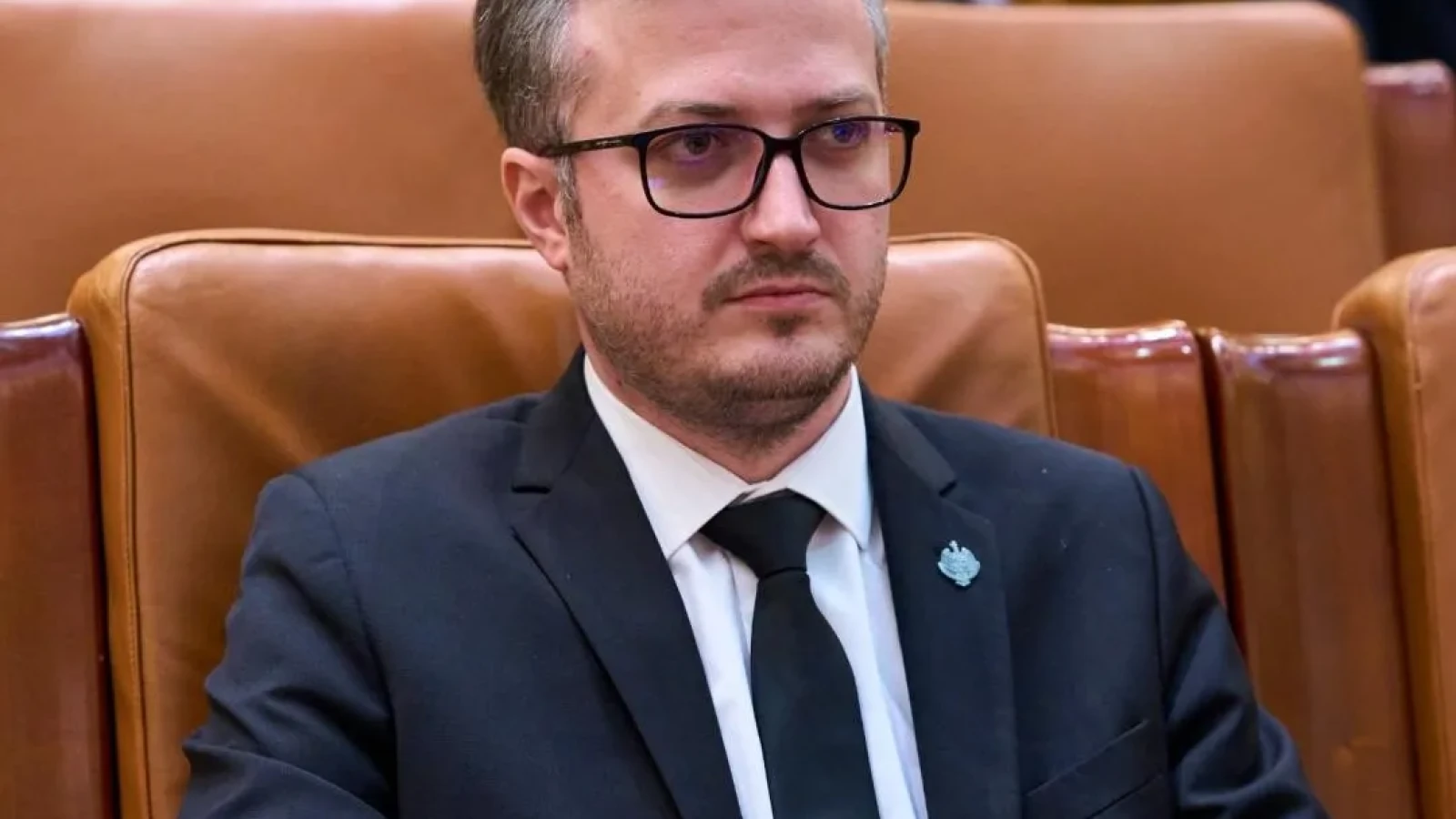 Ştefăniţă Avrămescu (AUR) spune că decizia CCR privind declaraţiile de avere reprezintă o dublă măsură