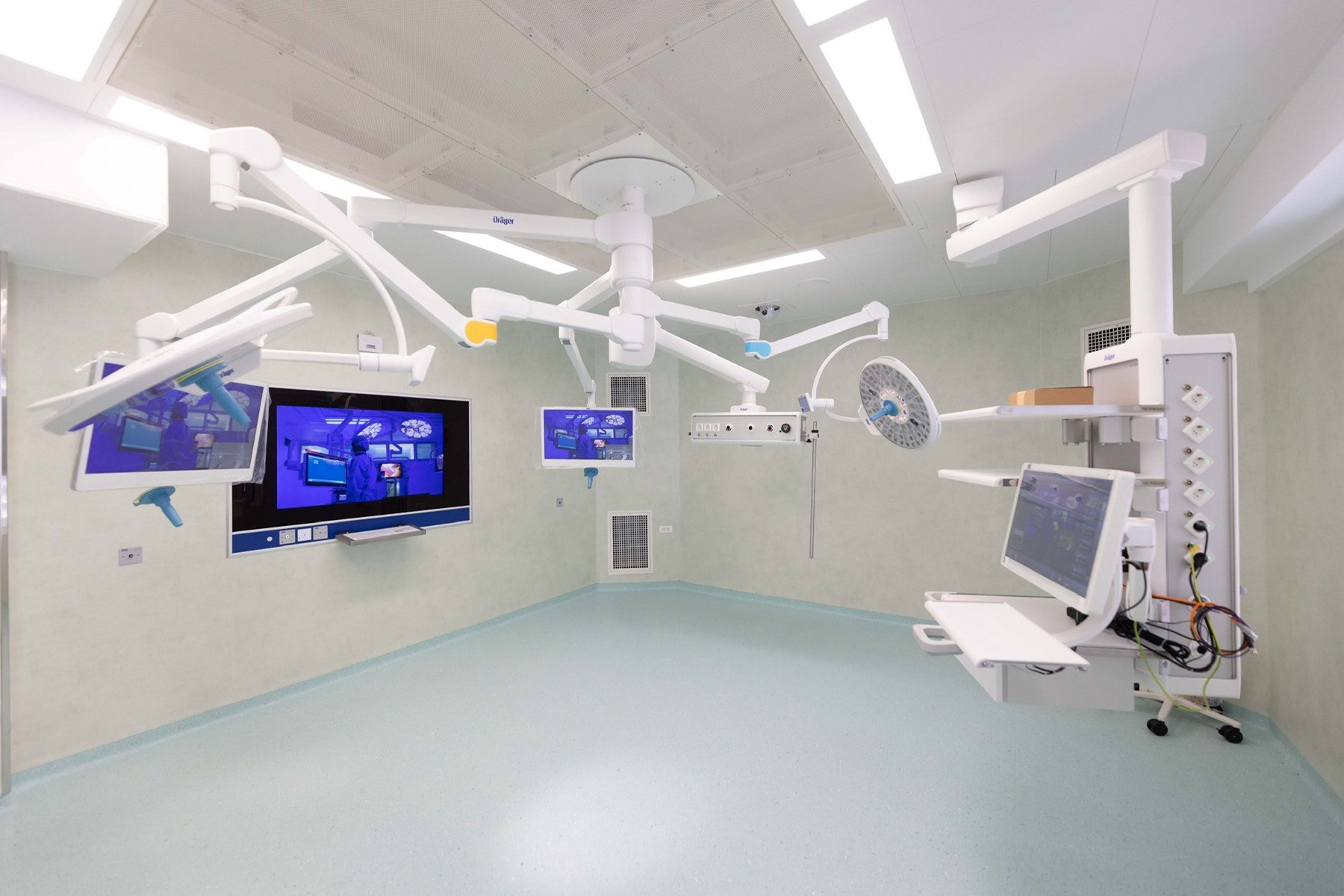 Un nou bloc operator ultramodern, construit la Spitalul pentru Copii “Marie Curie” cu o sponsorizare de 1,25 milioane a Groupama, oferă șanse concrete copiilor aflați în stare gravă