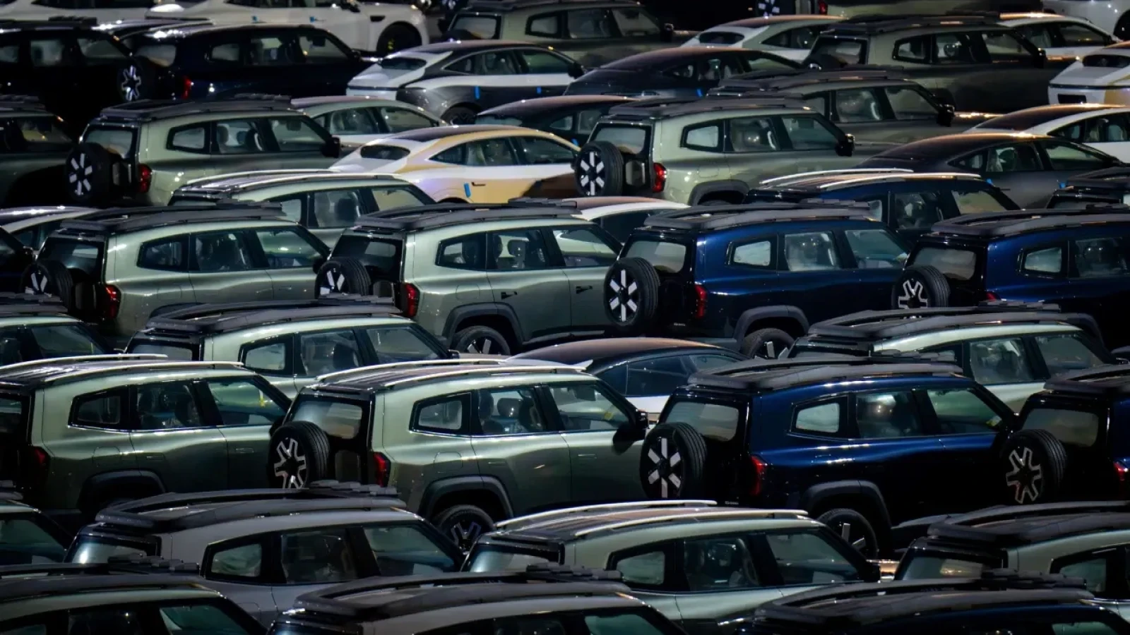 Semnal de alarmă pentru Europa: Amenințări economice majore după ce declinul industriei auto îi pune prosperitatea în pericol