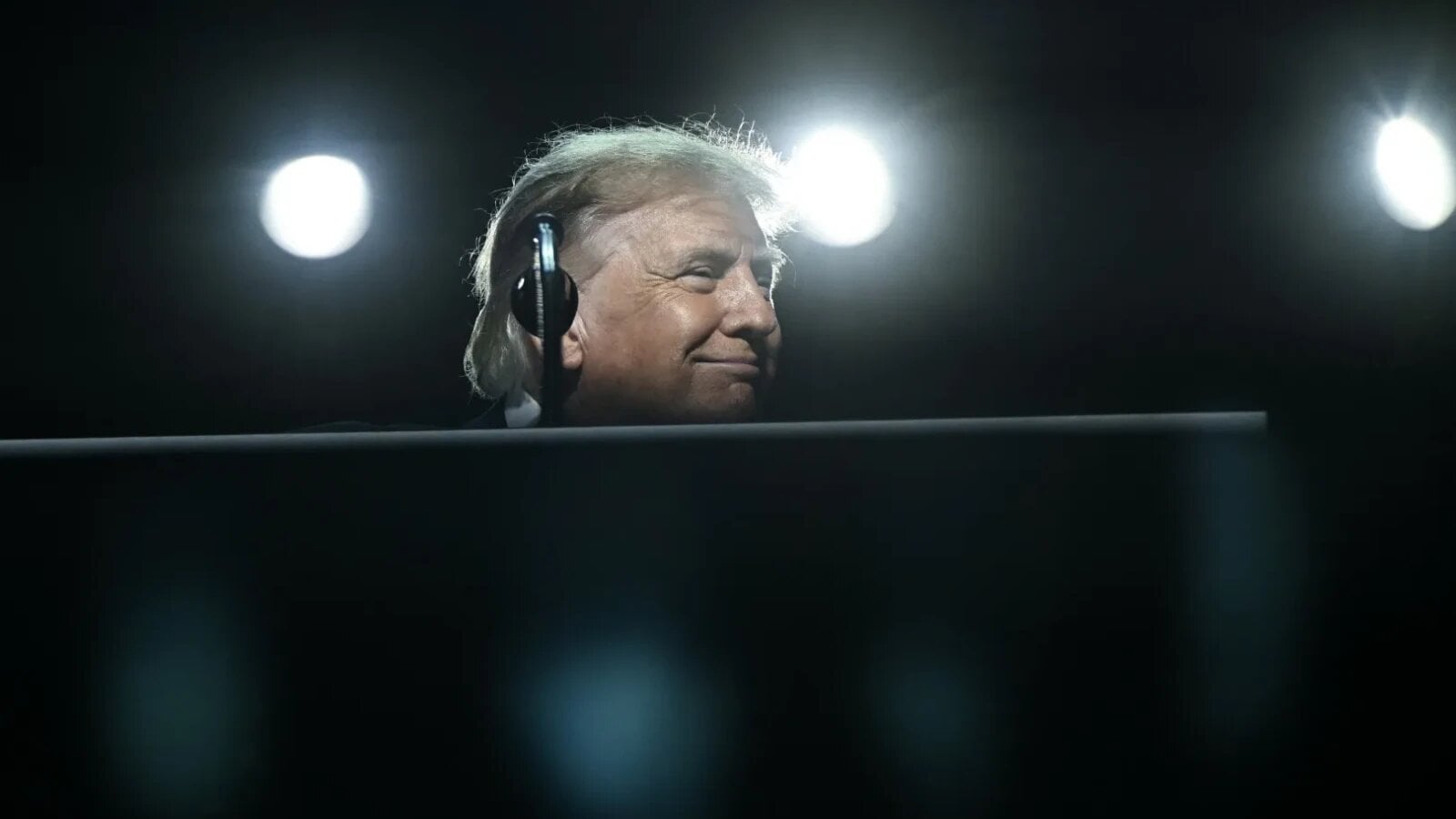 Trump vrea să numească un „țar” al inteligenței artificiale: „Înființez Forța AI”