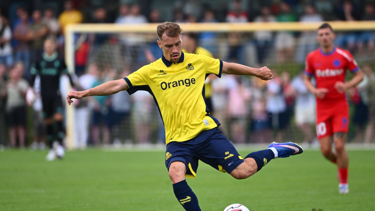 Emoții mari pentru Darius Olaru! Ionuț Radu și alți doi români se luptă în Europa League, pe Sport.ro