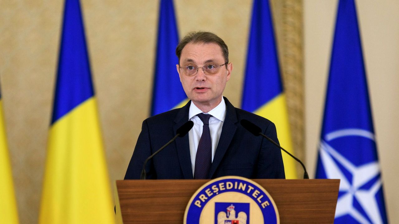 Luca Niculescu continuă luni negocierile cu partidele pentru formarea Guvernului. Care este programul consultărilor și când va prezenta premierul desemnat lista miniștrilor