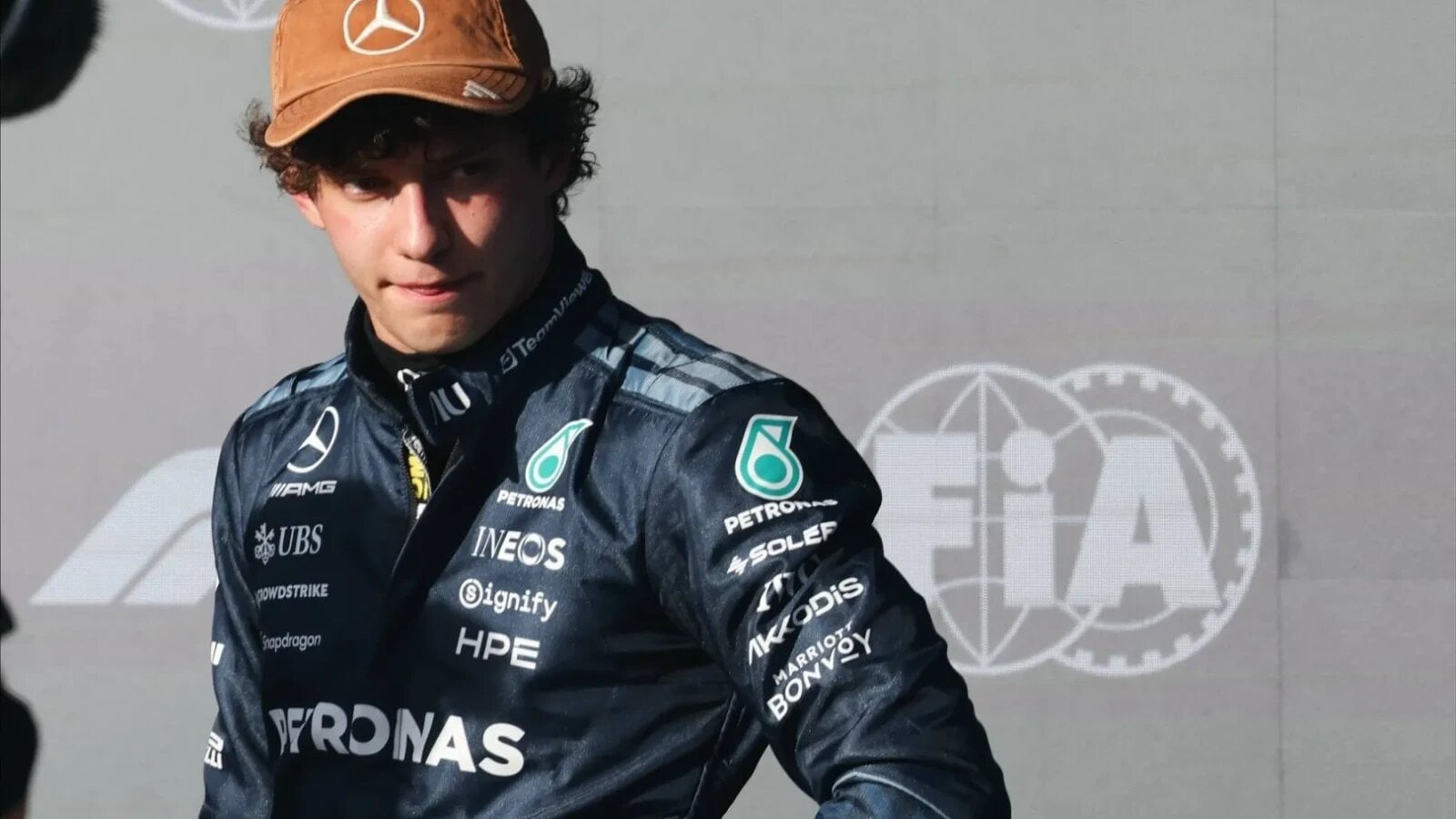 Mercedes a investit în Kimi Antonelli, în timp ce Ferrari l-a scăpat printre degete