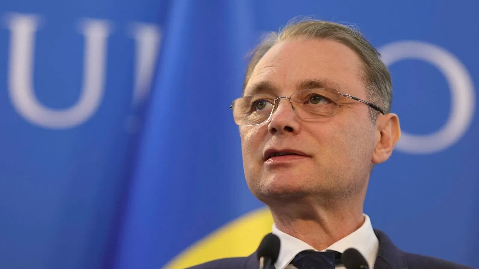 Luca Niculescu, după atacul din școala din Bistrița: „Nu există scuze pentru violenţă” / Guvernul pregătește un plan de acțiune