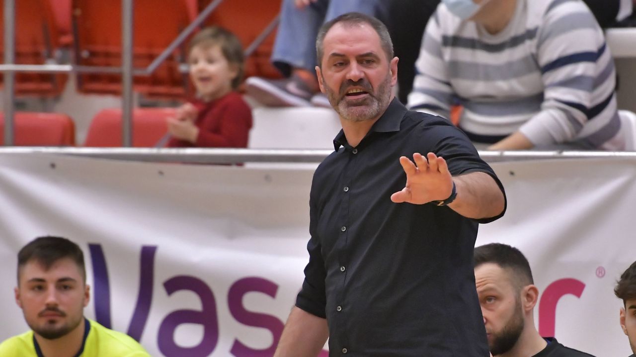 Sandu Iacob, noul selecționer al naționalei României de handbal masculin. Secund îi va fi un francez celebru